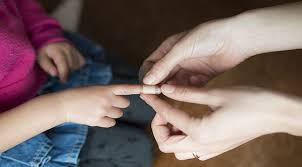 Check spelling or type a new query. Duh Harus Hati Hati Luka Gores Anak Bisa Bikin Infeksi