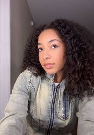 Kayla Colbert's Instagram, Twitter & Facebook