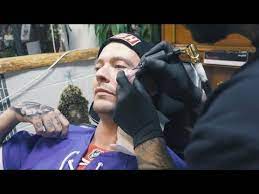 Joakim lundell har härmat någon rappares tatueringar. Tatuerar Ansiktet Youtube