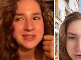 A Woman Is Roasting Men's Hinge Profiles In Montreal & Some Of Them Are  Just 'Putrid'