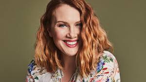 My new audible original 'tame your inner critic' is out now. Clare Bowditch New Single Woman As She Tells Shopping Troubles Due To Sizes Herald Sun