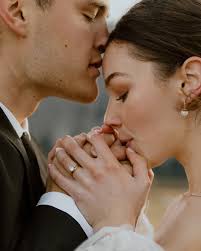 Love and be Loved Photo +...