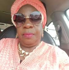 What is Sikandar's daughter's name?