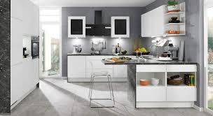 Immer mehr küchenkäufer entscheiden sich für materialien. Fa 48 2 Die Kuche Mit Lichtblick Fakta