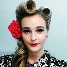 Fix the rest with another hair band and tuck them through the previous one until the ends. Pin Up Hairstyles For Curly Hair Novocom Top