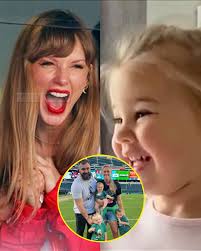 Watch : Taylor Swift signed 2 years contract worth $3.7m with Travis  Kelce's four-year-old niece in to her music world ; after singing Taylor's  song... Full story below👇👇👇