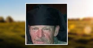 Christy Vining's Instagram, Twitter & Facebook