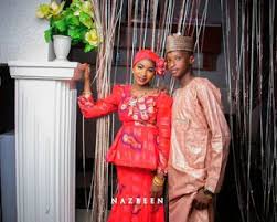 Fotunan yarinyar da tasaci waya akasuwa antube mata kaya kalli kayatattun hotunan da fati washa ta saka dan taya nuhu abdullahi murnar zagayowar ranar haihuwarshi hutudole 8 51 mujallar matashiya 29 308 prosmotrov imagegallery7 / 7:55 mazaje ne 130 983 просмотра. Fotunan Yarinyar Da Tasaci Waya Akasuwa Antube Mata Kaya Wata Matashiya Wadda Ake Cewa Mayya Saboda Lankwasassun Kafafuwanta Ta Samu Anyi Mata Aiki Kyauta An Tayar Da Kafafuwan Su Mike Kamar