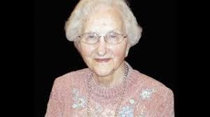 Lona Lewis's Instagram, Twitter & Facebook