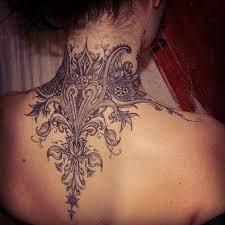 This black and grey tattoo is a perfect fit for the back or front of the neck. 201 Back Of Neck Tattoos For Men And Women Designs And Ideas 2021 Girl Neck Tattoos Back Of Neck Tattoo Neck Tattoos Women