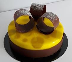 Entremet Vanille Mangue Passion Et Chocolat Au Lait Entremet Vanille Recette Entremet Chocolat Gateau Mangue