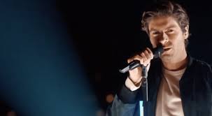 Voilà le grand favori de cette compétition : Eurovision La Chanson Du Candidat Francais Devoilee Tetu