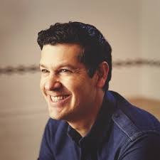 Jon Tippett's Instagram, Twitter & Facebook