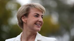 Valentino Dixon attends his daughter's graduation after 27 years in prison 