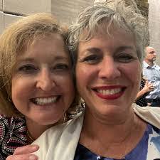 Roseann Frank's Instagram, Twitter & Facebook