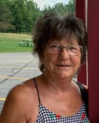 Melissa Wesner's Instagram, Twitter & Facebook