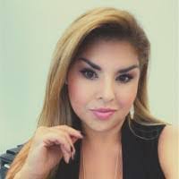 Nichole Mendiola's Instagram, Twitter & Facebook