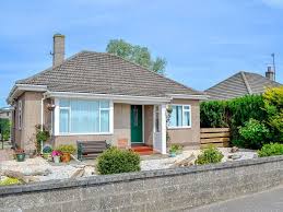 Check spelling or type a new query. 2 Bedroom Bungalow Monifieth Review Of Detached Bungalow Overlooking Monifieth Golf Course Four Miles From Carnoustie Monifieth Scotland Tripadvisor