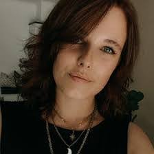 Amy Engelke's Instagram, Twitter & Facebook