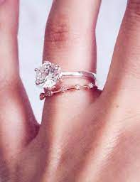 Modern Diamond Rose Gold Wedding Band That Band Is So Cool I Would Want All Gold Though Gold Wedding Band Wedding Rings Engagement Rose Gold Wedding Bands