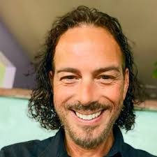 Yvette Swartz's Instagram, Twitter & Facebook