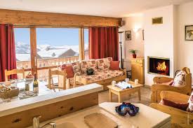 Located in val thorens, 30 minutes' walk from ferme pedagogique chez pepe nicolas, this apartment features a. Ski Rental Holidays Val Thorens Residence Beau Soleil