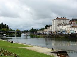 Meteo Saintes Previsions Meteo Voyage A 14 Jours Pour Saintes Charente Maritime Poitou Charentes