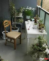 تنسيق نباتات البلكونات والنوافذ طريقة زراعة نباتات الزينة في البلكونات والنوافذ بالصور Balcony Gardening Small Spaces Balconies Tiny Balcony Balcony Decor