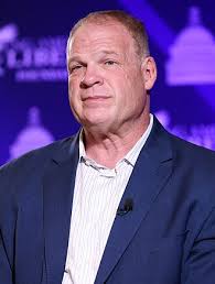 Kane First Name Meaning: Origins, Trends