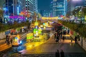 Apart from being synonymous with chinese valentine's day, it is also a day when big family gatherings are held, to tuck. Seoul Lantern Festival An Event You Must See Koreatravelpost