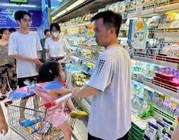 Siêu thị lo hụt doanh thu - Người quan sát