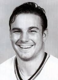 Player photos for the 1989-90 Ottawa 67's at hockeydb.com