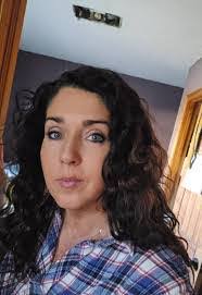 Deanna Lowman's Instagram, Twitter & Facebook