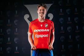 Viktoria Plzen comemora 15 anos do primeiro título com camisa especial