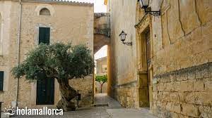Die bezeichnung als solche hat im spanischen verschiedene bedeutungen. Sencelles Ort In Der Inselmitte Von Mallorca