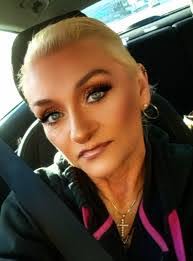 Betty Mohamed's Instagram, Twitter & Facebook