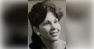 Tracy Shepard's Instagram, Twitter & Facebook