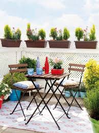 1001 Unglaubliche Balkon Ideen Zur Inspiration Mobel Fur Kleinen Balkon Gartenmobel Sets Balkonboden