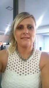 Manuela COSTA ( COSTA) (ISSY LES MOULINEAUX)