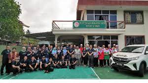 Modus operandinya di situ sebab nak riki harta karun yang disembunyikan 'orang tidak nyata' di situ. Rumah Jagaan Anak Anak Yatim Al Yakin Terima Sumbangan Perodua Astro Awani