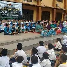 Sekolah ini ditubuhkan pada tahun 1888 dan dinamakan sebagai sekolah kampung. Sk Alam Damai Rasmi Home Facebook