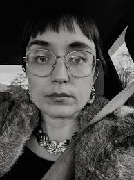 Betsy Rose (@beehivebetsy) • Instagram photos and videos