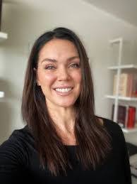 Lizbeth Olivares's Instagram, Twitter & Facebook