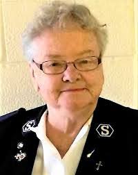 Beverly Powell's Instagram, Twitter & Facebook