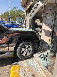 سيارة امرأة تصنع إعلانا سريع الانتشار لـ مطعم العوامية الحديث صحيفة ص برة الإلكترونية