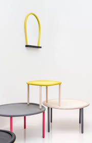 Table basse ronde, rectangulaire, table basse en métal ou en qu'elle soit grande ou petite, ronde ou carrée, la table basse est la vedette du salon. Pin By Lou Prentice On Bord Coffee Table Table Furniture