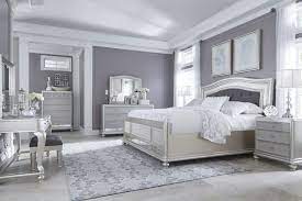 Coralayne 5 Pc Bedroom Dresser Mirror Queen Uph Panel Bed Silver Bedroom Remodel Bedroom Silver Bedroom Furniture