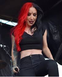 561 3 Mil Seguidores 33 Seguidos 7 Publicaciones Ve Las Fotos Y Los Videos De Instagram De Heythereimsh Ashley Costello New Years Day Band Heavy Metal Girl