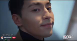 Just a cute bag that wants to greet you!