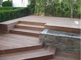 Bilderesultat For Stufe In Holzterrasse Holzterrasse Terrasse Holz Treppenstufen Holz